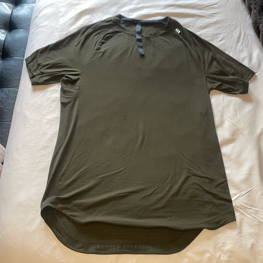 Lululemon Men's Dry Sense Tshirt